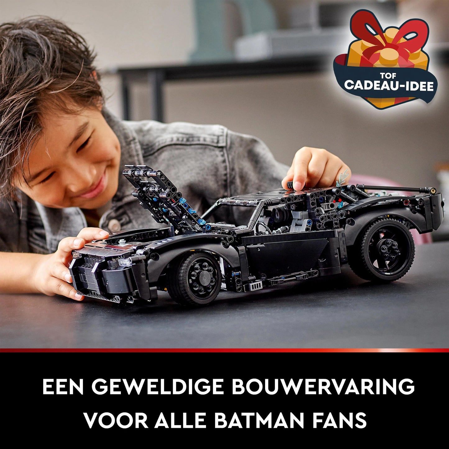 The Batman Batmobile - LEGO Batman
