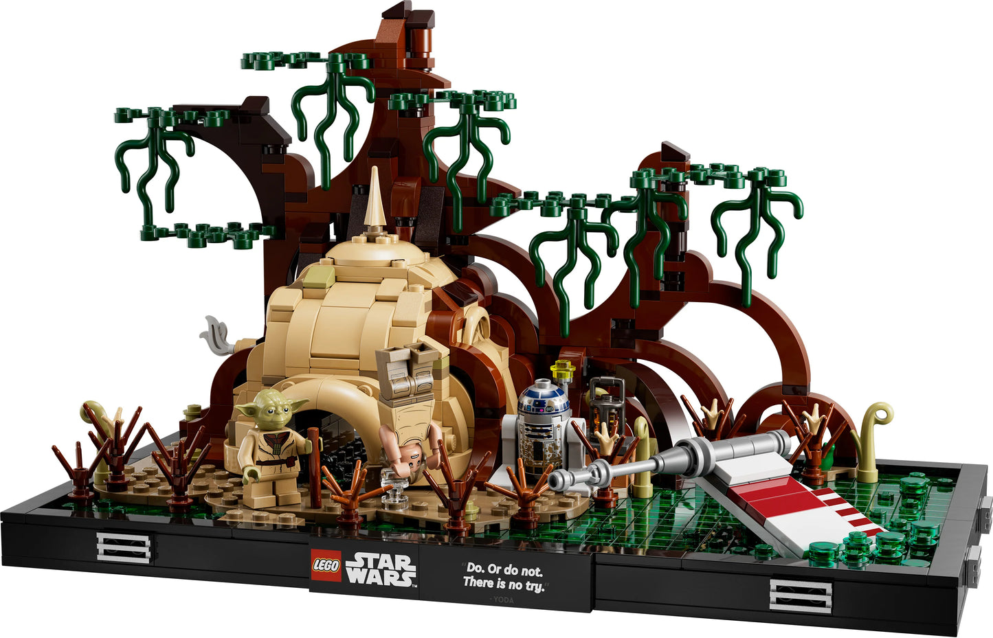 Jedi Training on Dagobah Diorama - LEGO Star Wars